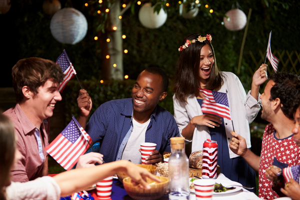 3 Crowd-Pleasing Decoration Ideas for a Patriotic Fourth of July Celebration